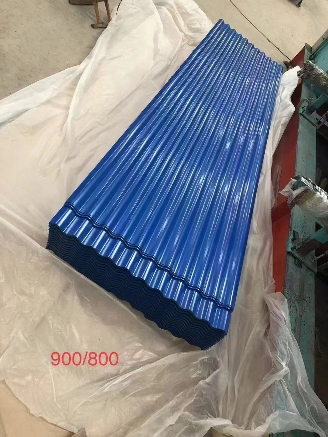 900型压型水波纹铝板生产.jpg